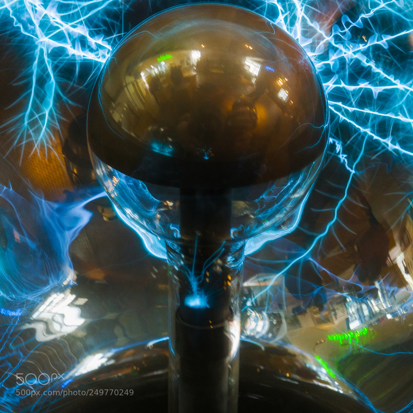 Sony Cyber-shot DSC-RX10 IV sample photo. ... high voltage ... photography