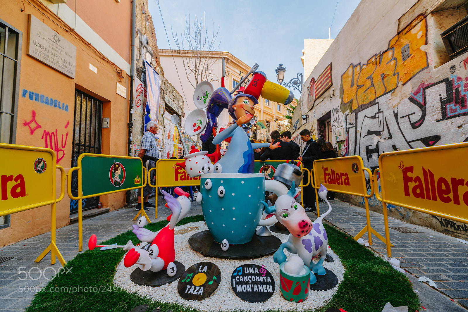 Sony a7R II sample photo. Falla in city centre photography