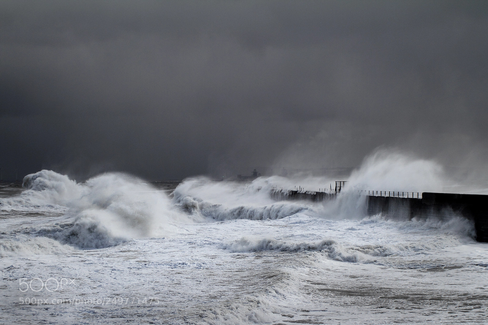 Canon EOS 7D sample photo. Rough seas at hartlepool photography