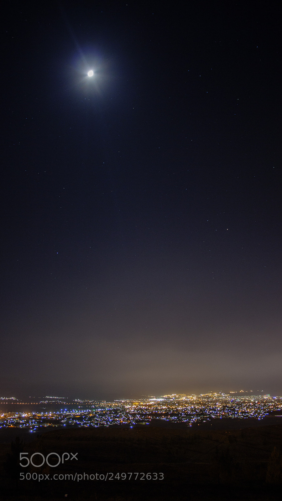 Canon EOS 650D (EOS Rebel T4i / EOS Kiss X6i) sample photo. Sleep city photography