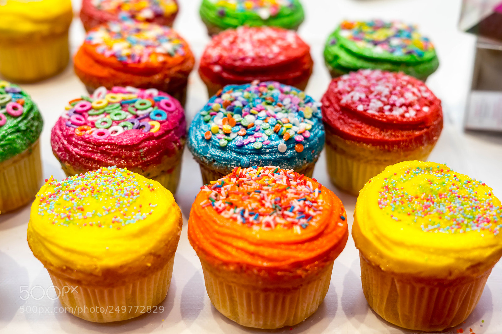 Sony a7 sample photo. Colored muffins photography