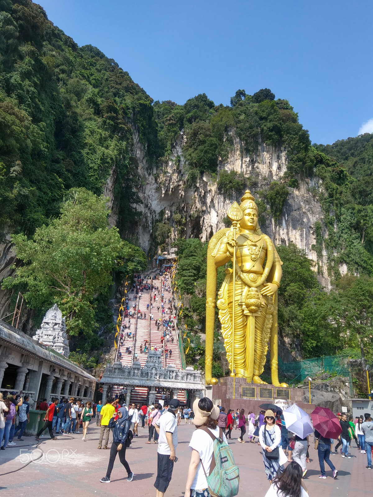 LG K535 sample photo. Batu caves photography