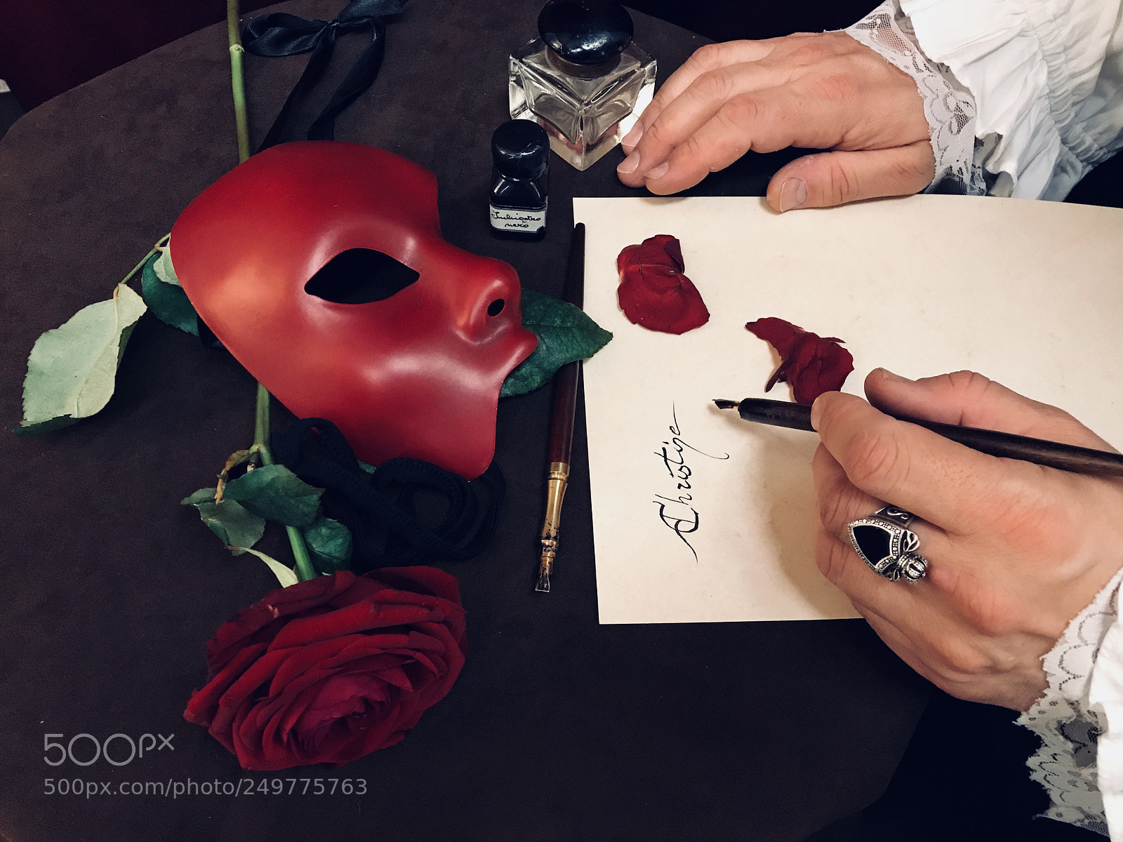 Apple iPhone 7 sample photo. Fantasma dell’opera  photography