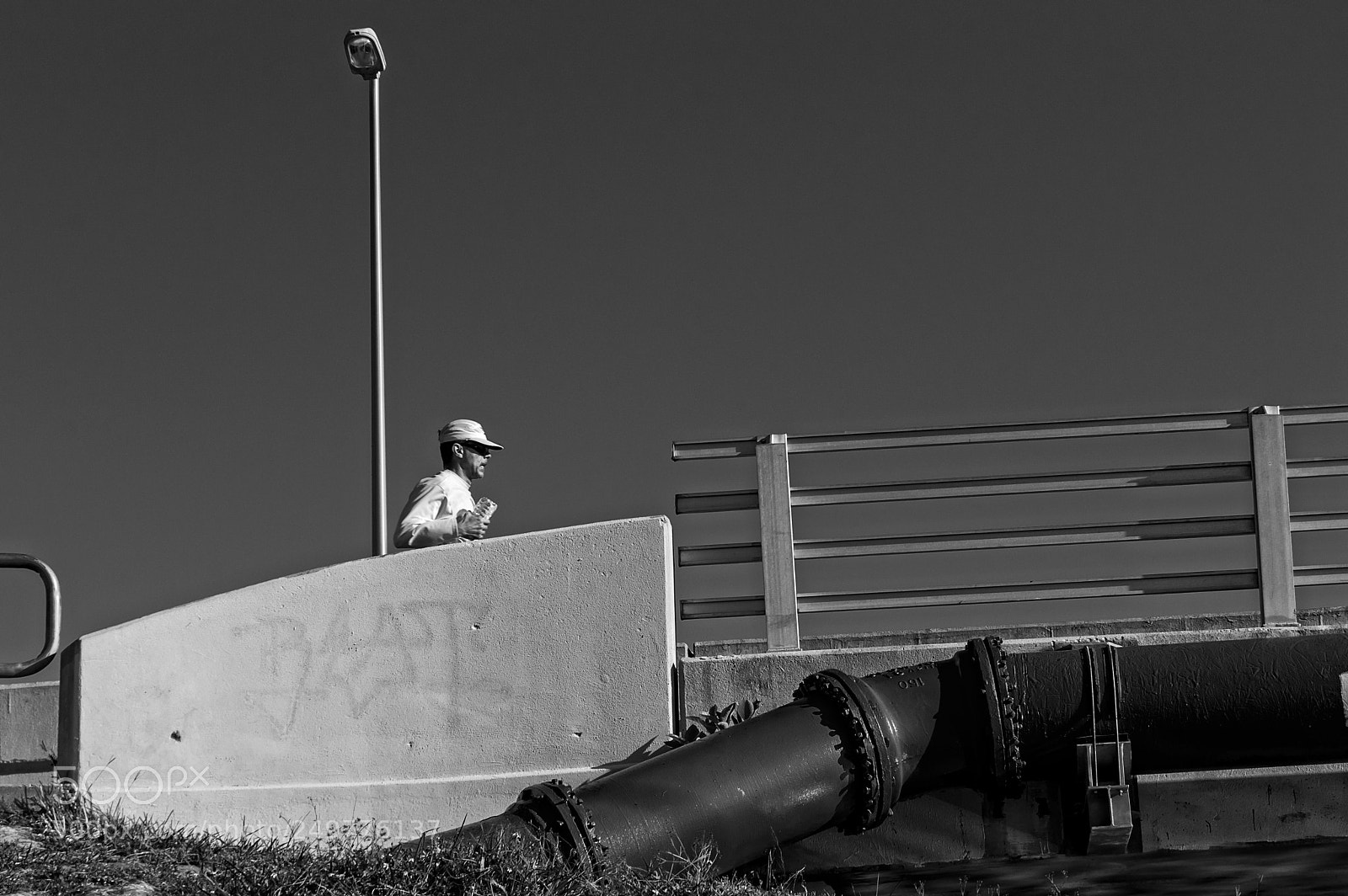Nikon D3200 sample photo. Joging the town photography