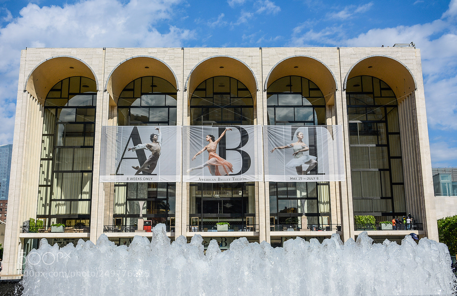 Nikon D5200 sample photo. Opera house nyc photography