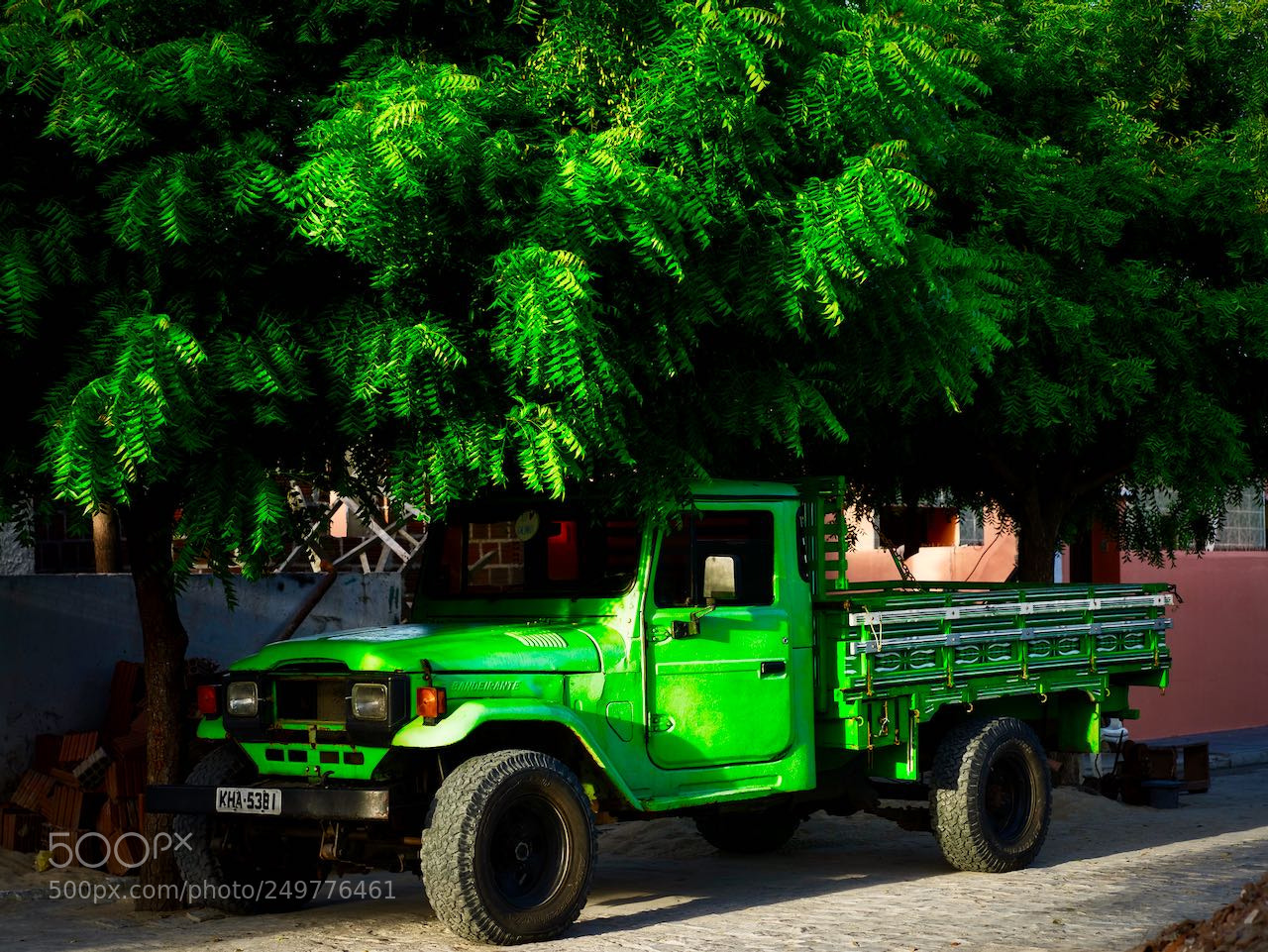Sony a7 II sample photo. Green truck photography