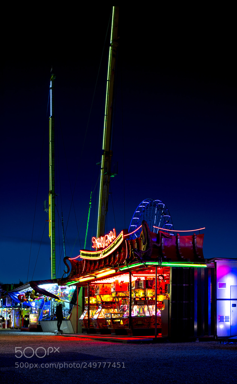 Canon EOS 5D Mark IV sample photo. Funfair photography