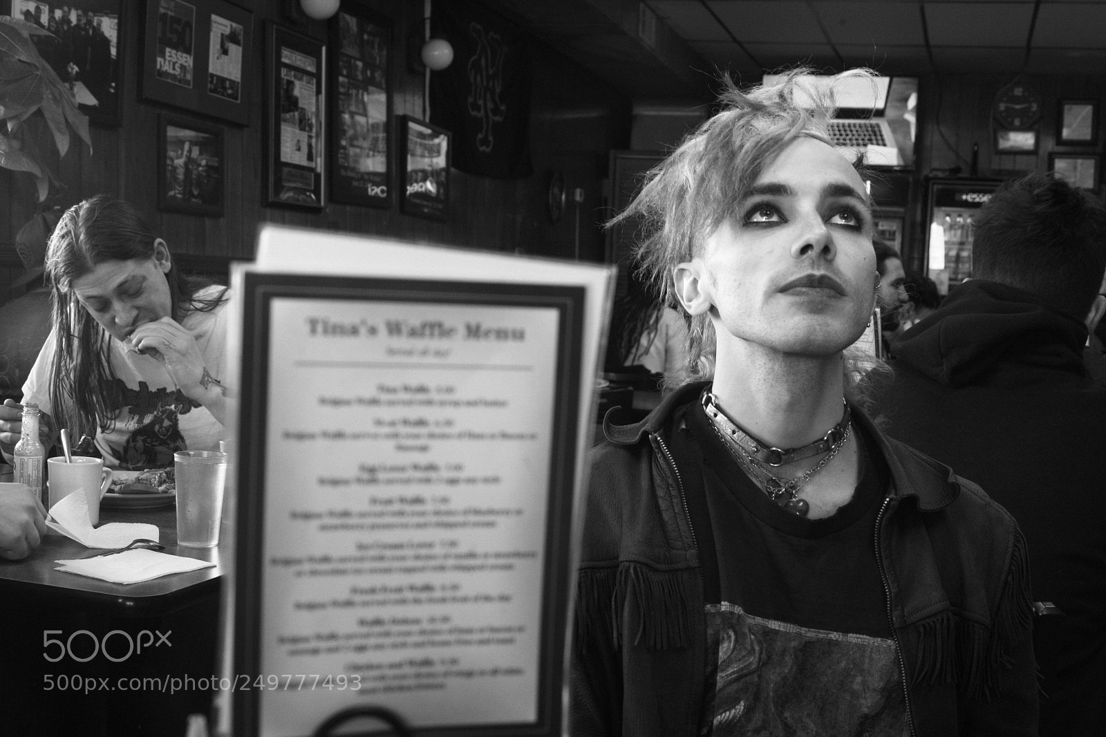 Canon EOS 5D sample photo. A diner's menu photography