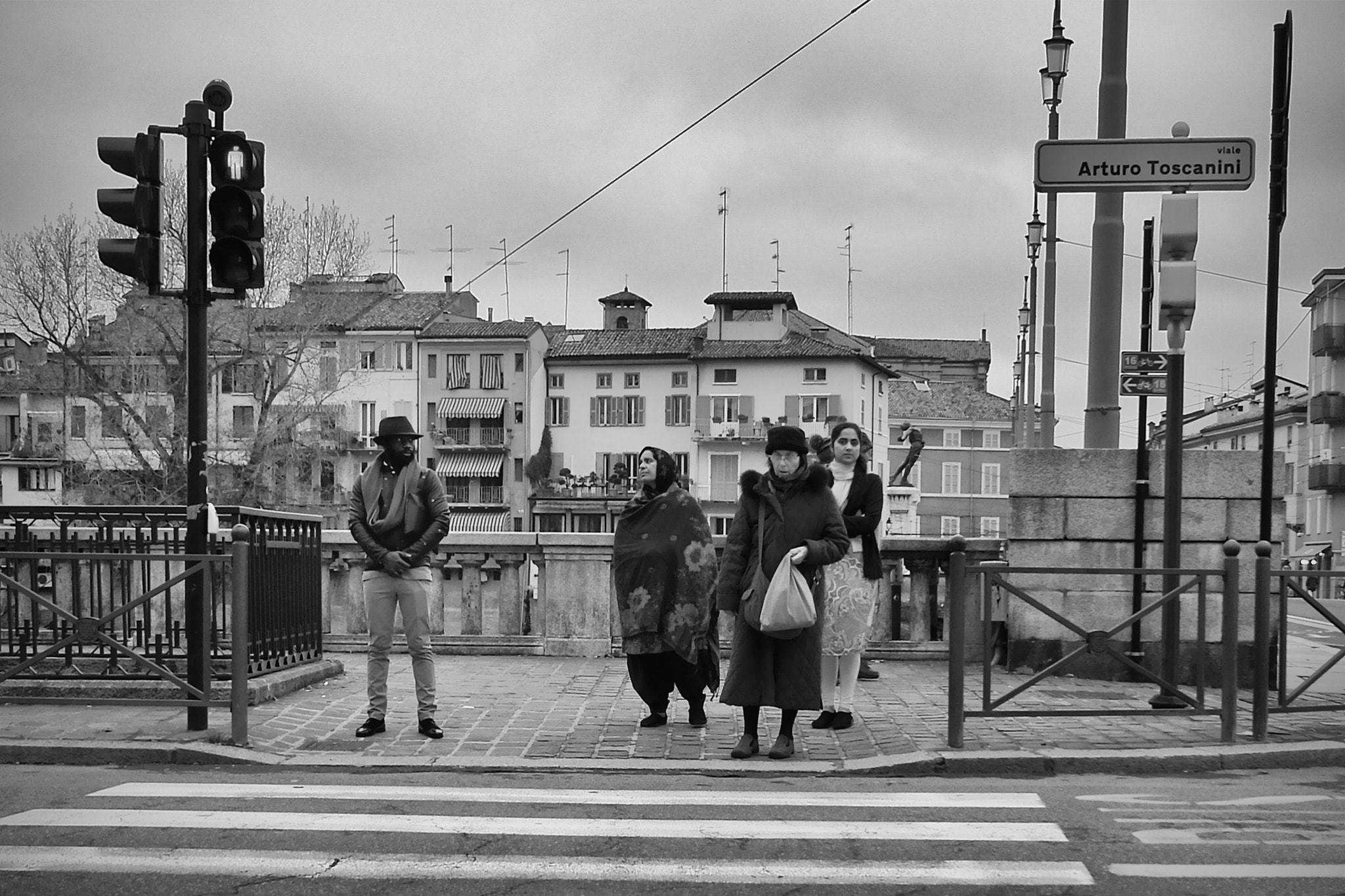 Fujifilm X-A10 sample photo. People....... photography