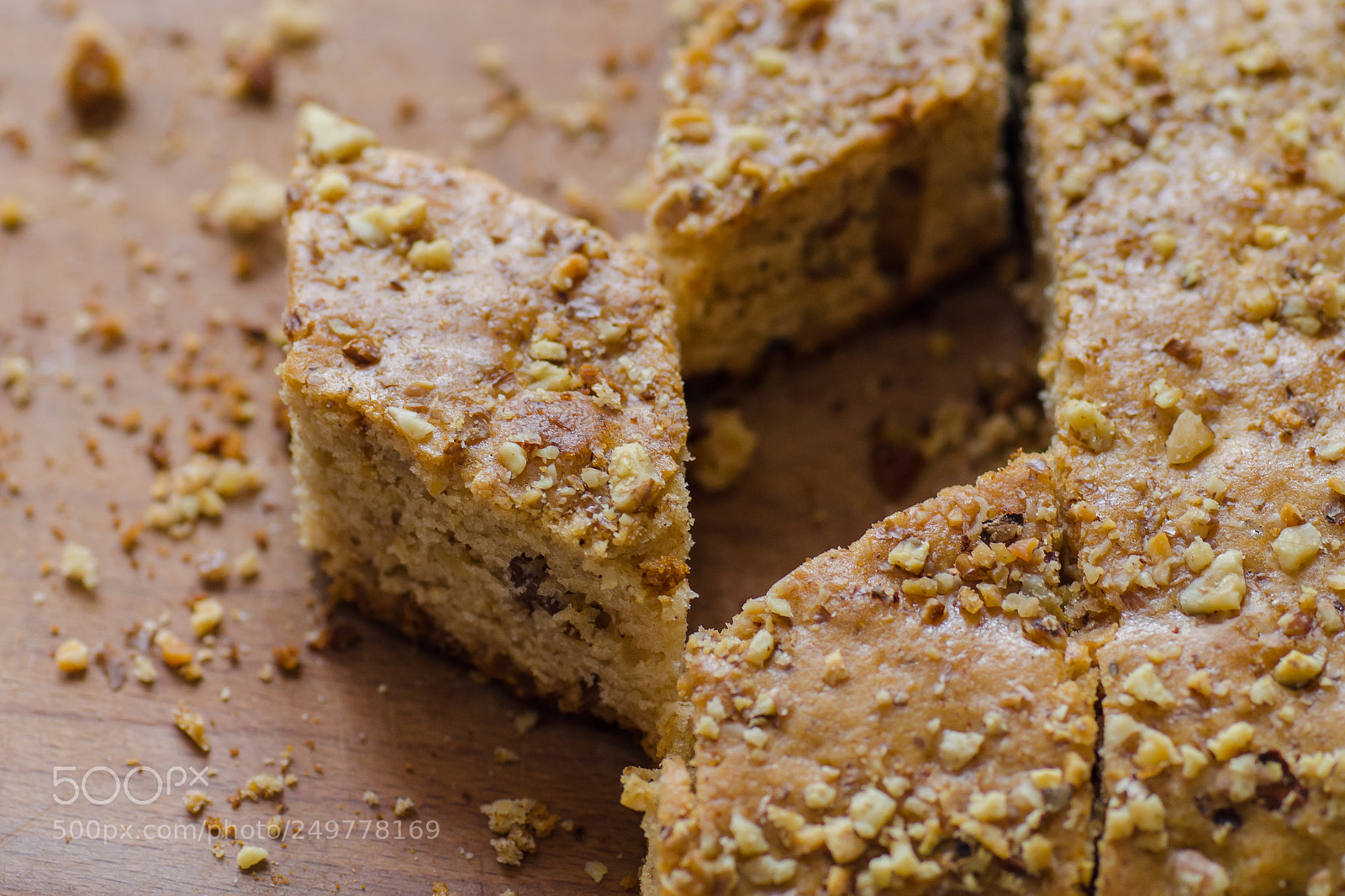 Nikon D7000 sample photo. Nuts and honey cake photography