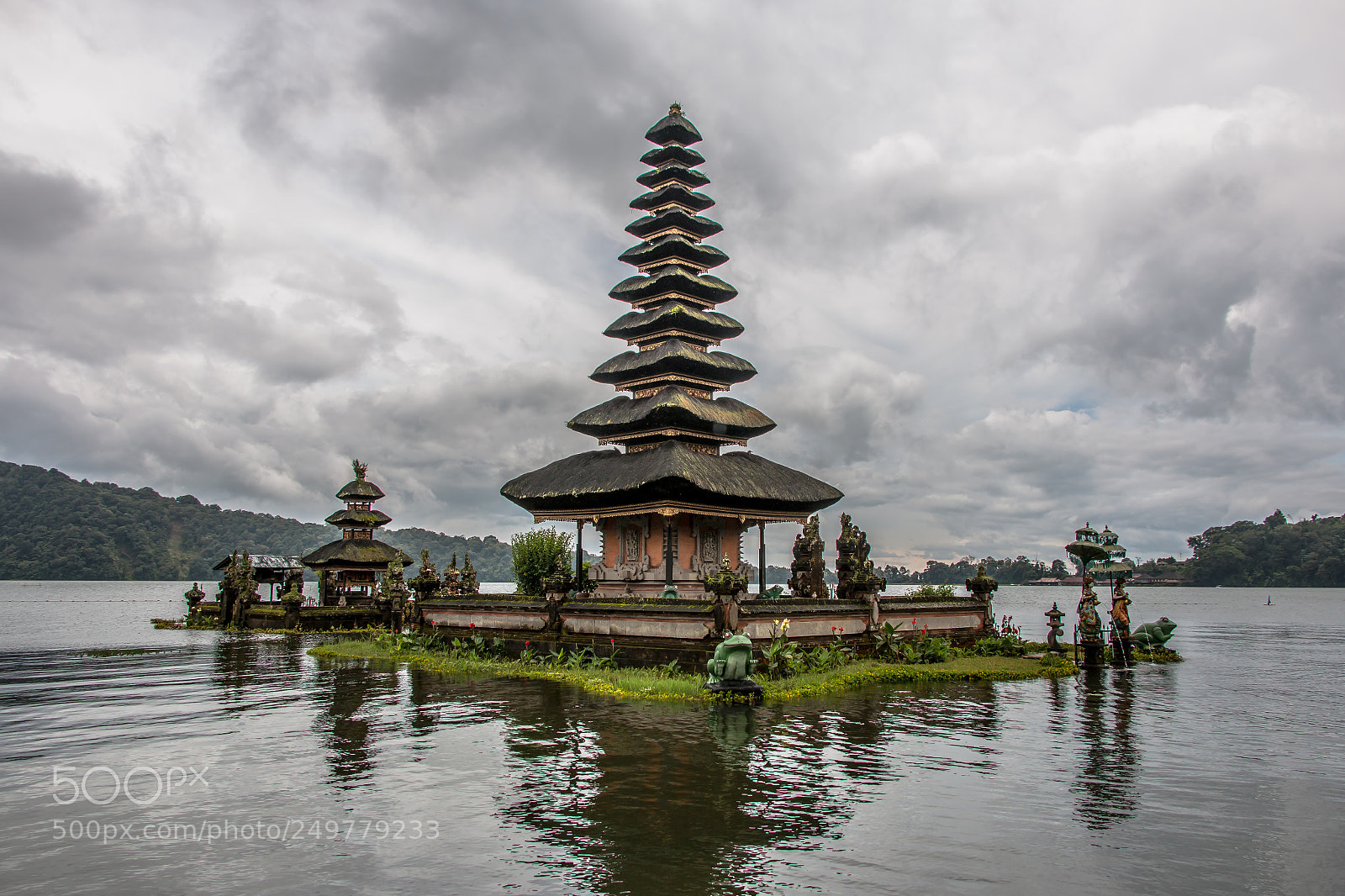 Canon EOS 70D sample photo. Ulun danu temple photography