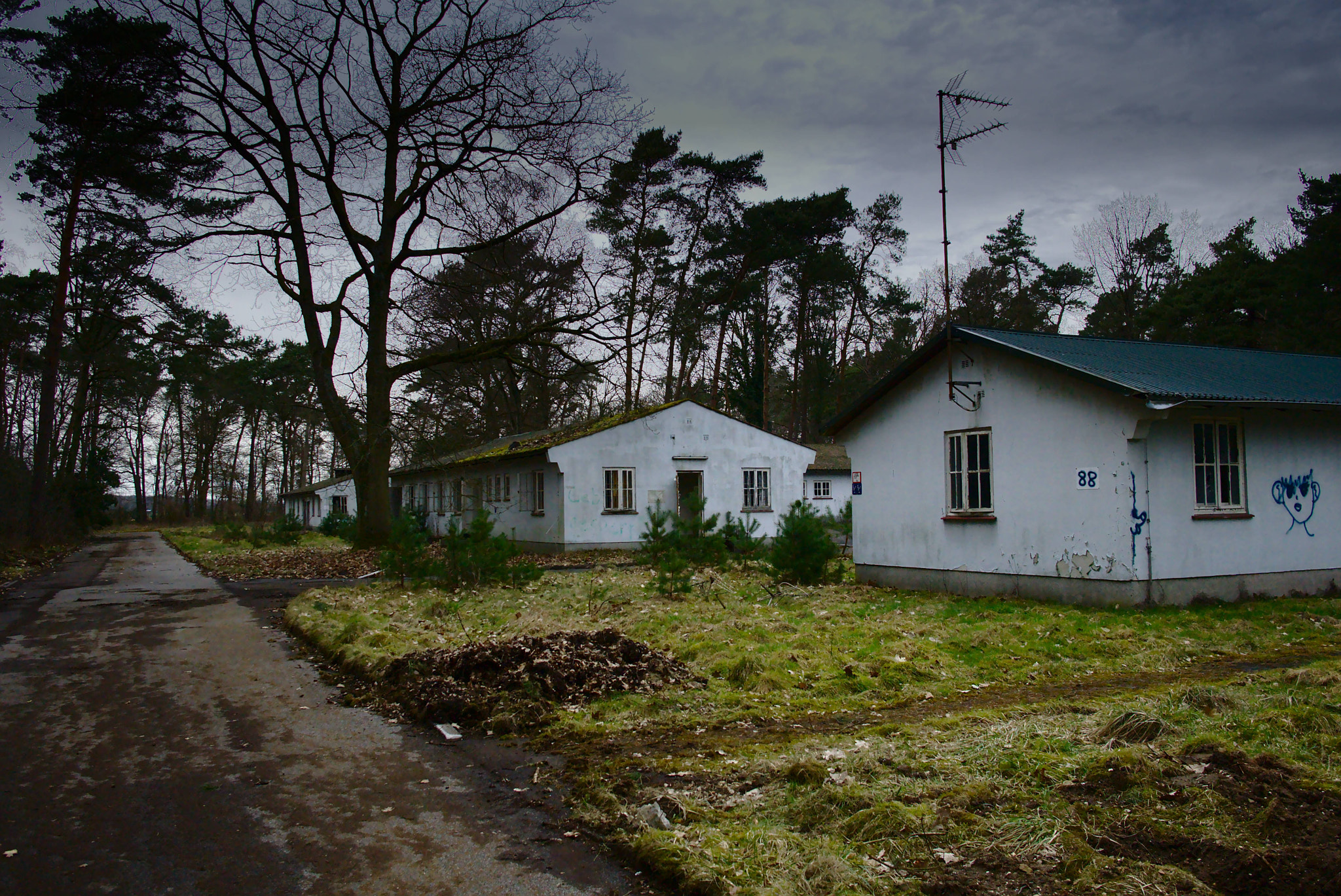 Sony a6000 + Sigma 19mm F2.8 EX DN sample photo. Raf hospital lostplace photography