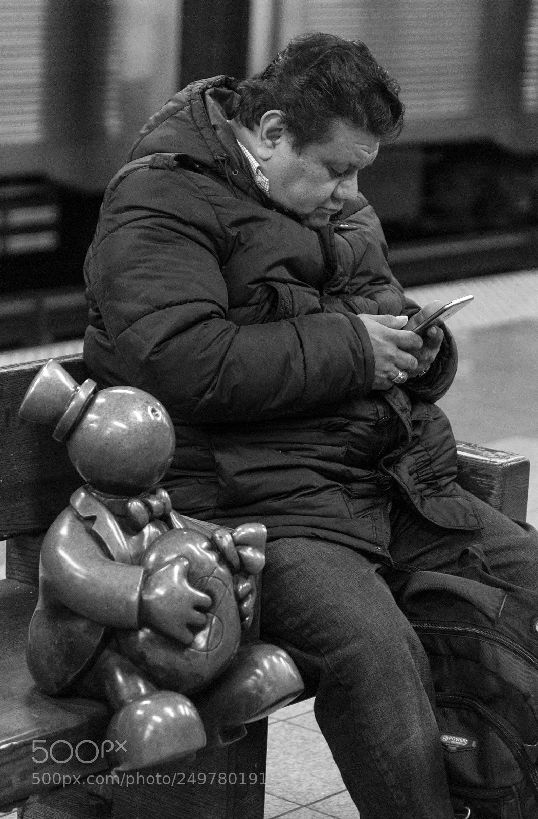 Nikon D90 sample photo. Subway spy photography