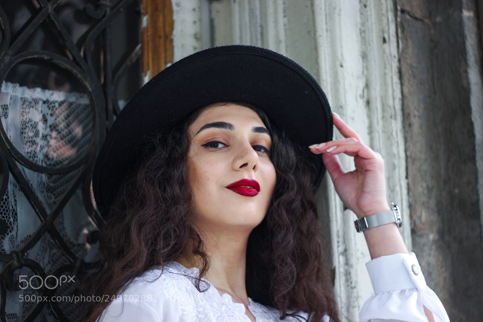 Canon EOS 600D (Rebel EOS T3i / EOS Kiss X5) sample photo. Girl portrait photography
