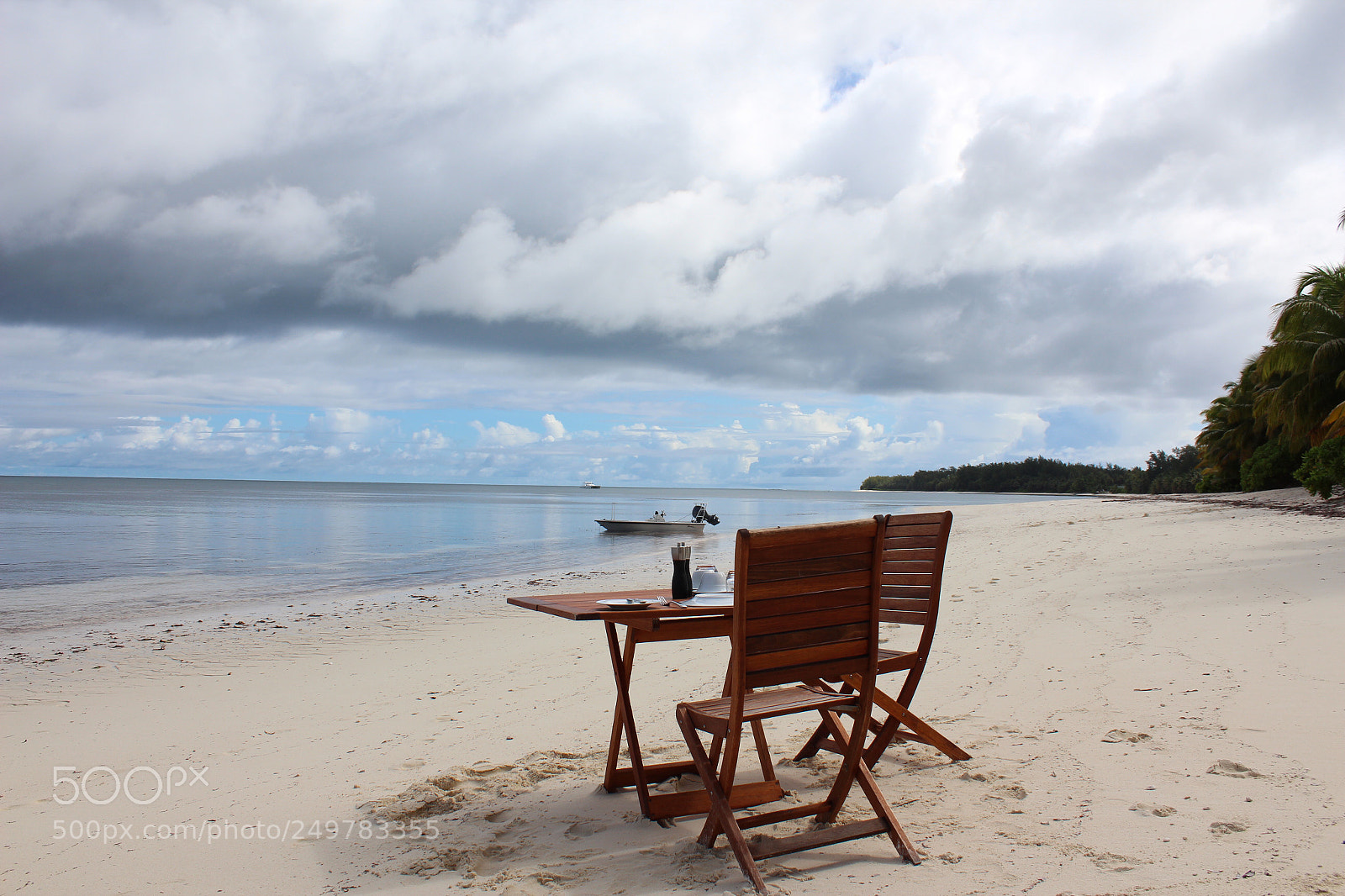 Canon EOS 600D (Rebel EOS T3i / EOS Kiss X5) sample photo. Desroches island photography