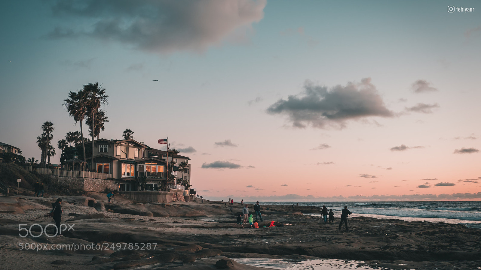 Fujifilm X-T20 sample photo. A villa overlooking sunset photography