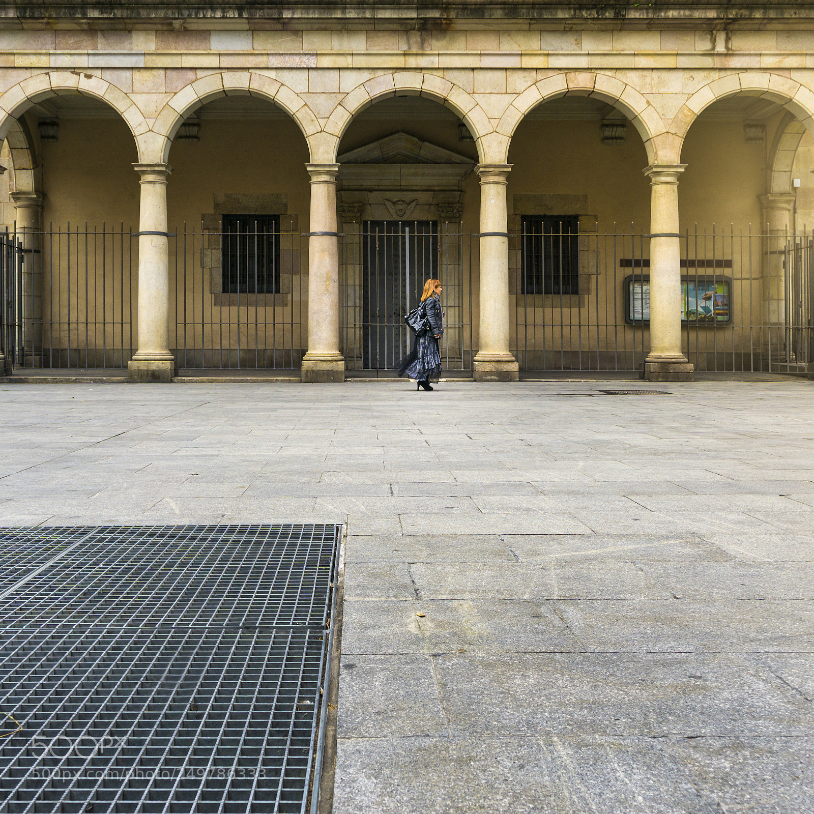 Sony a6000 sample photo. Entre columnas photography