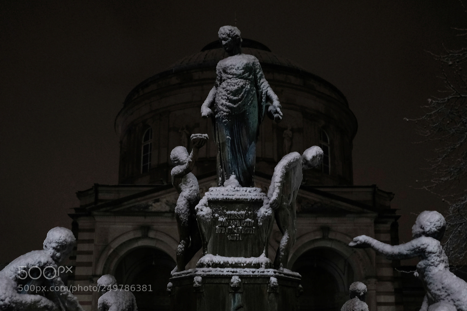 Fujifilm X-T2 sample photo. Spooky photography
