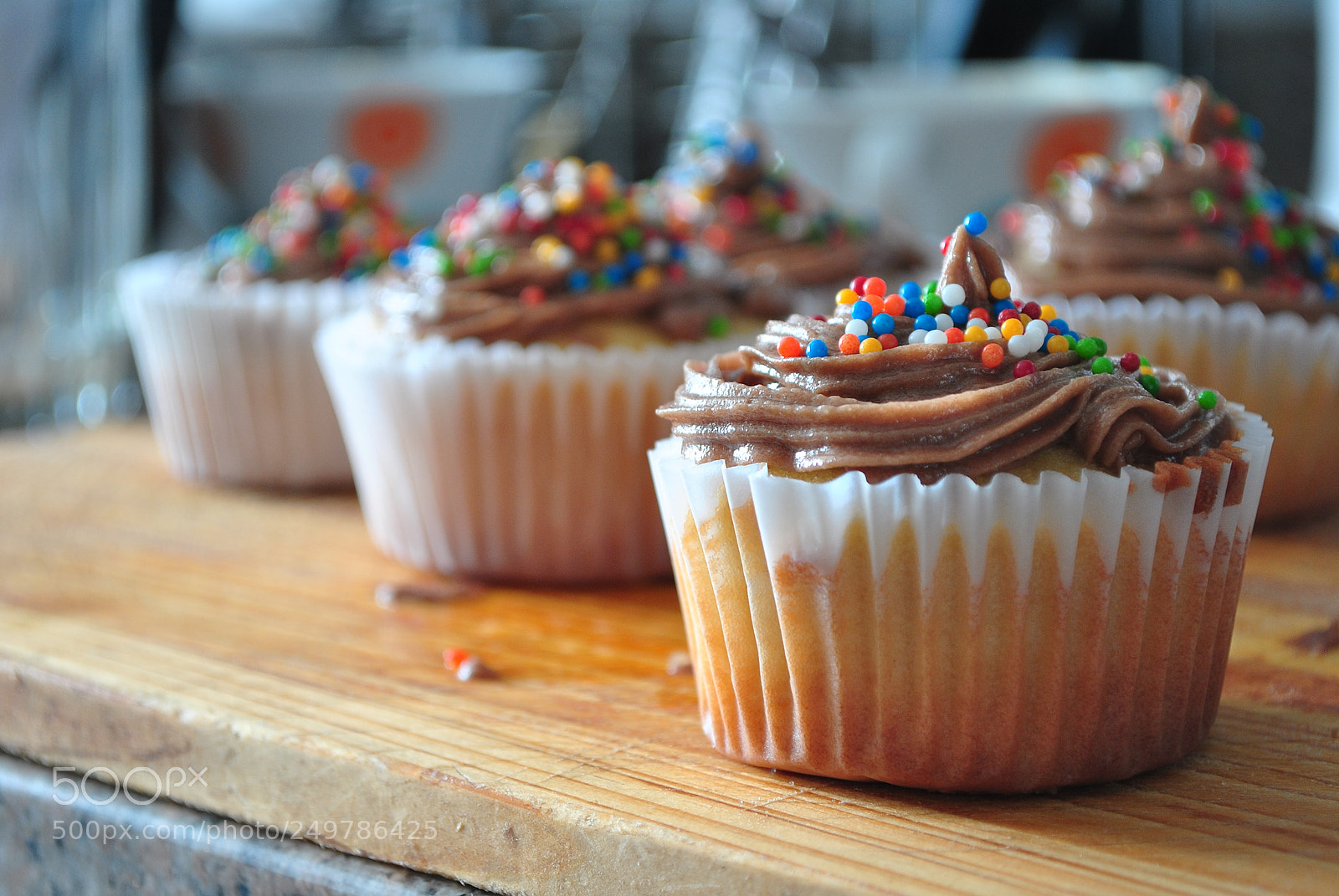 Nikon D3000 sample photo. Vanilla cupcakes photography