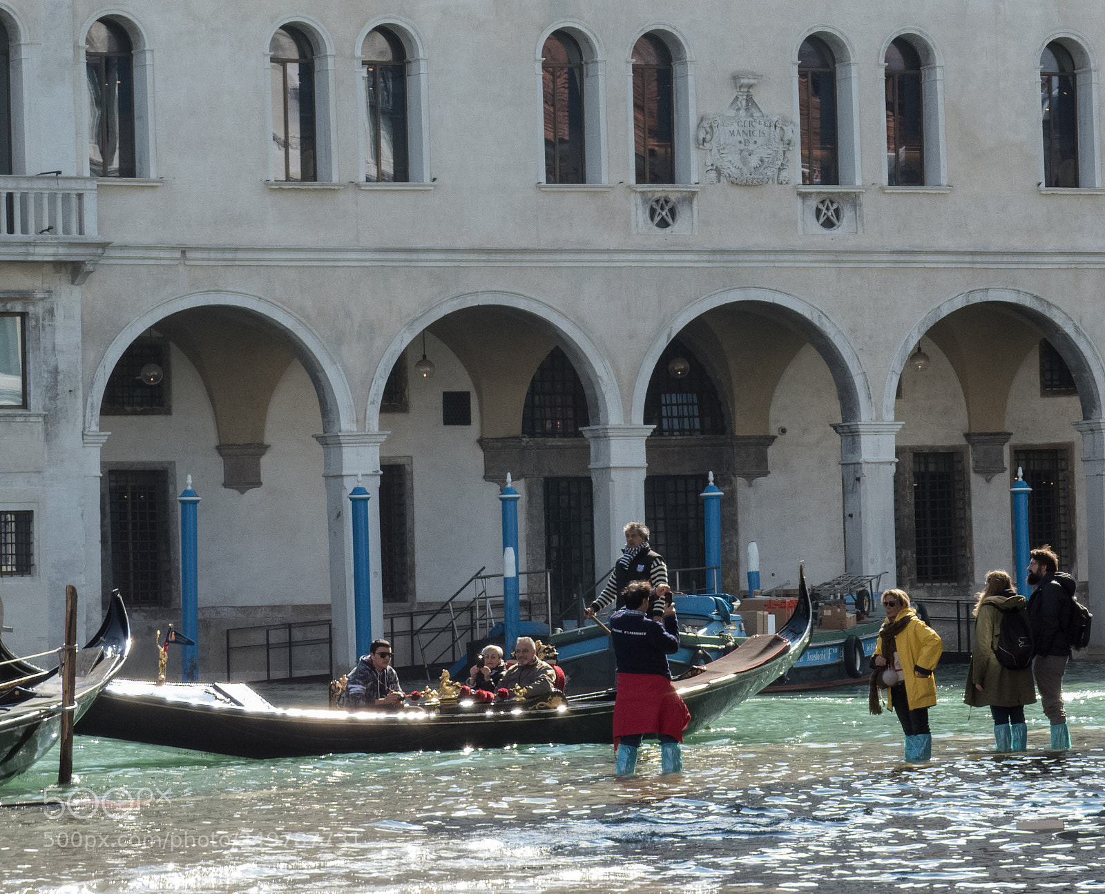 Fujifilm FinePix S1 sample photo. High tide in venice photography