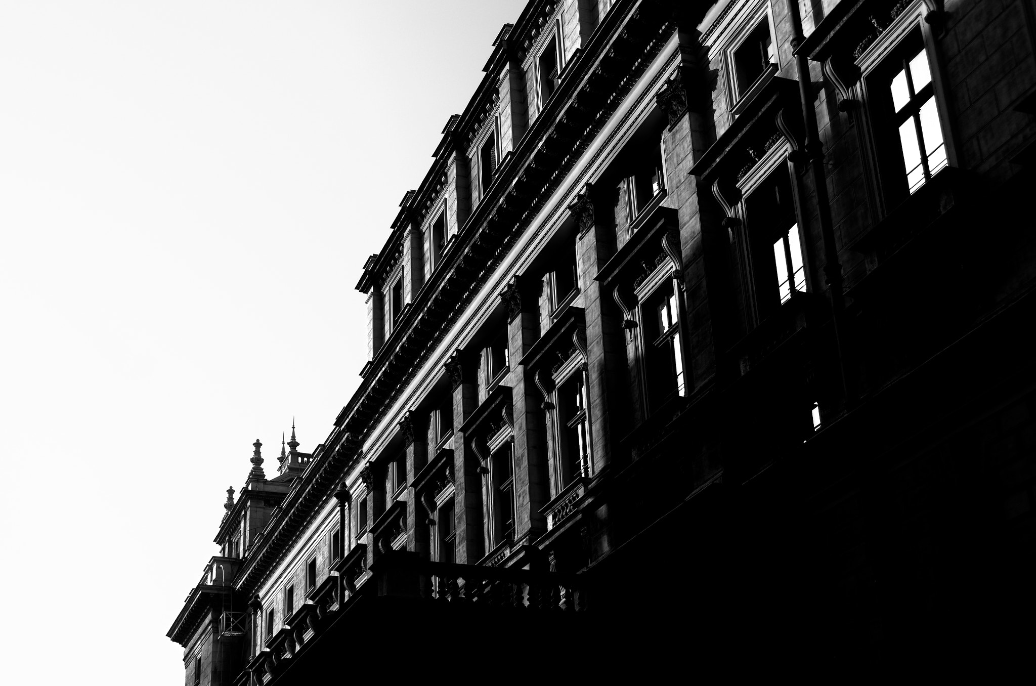 Pentax K-50 sample photo. Bw architecture photography