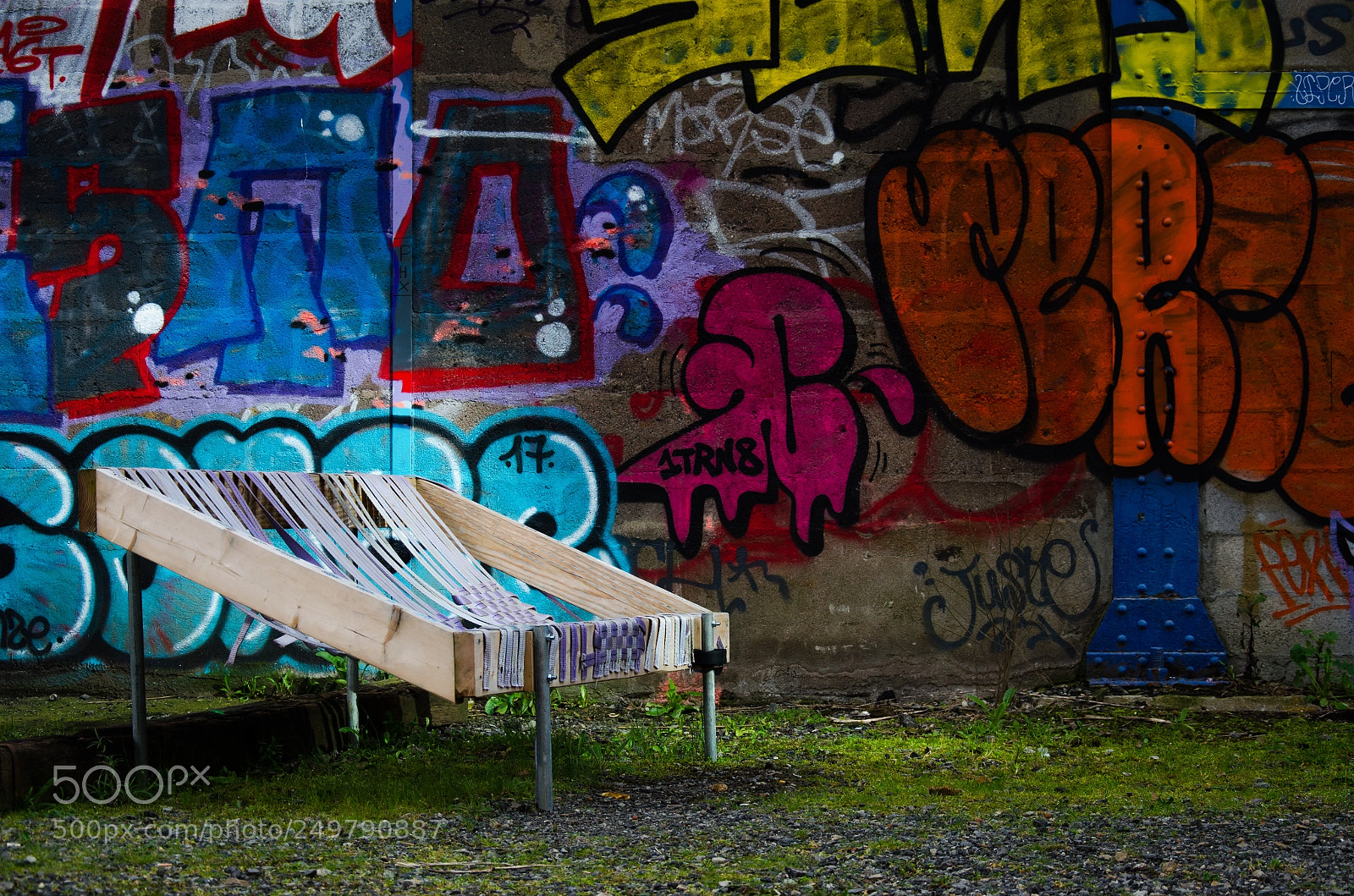 Nikon D5100 sample photo. Lost paints photography
