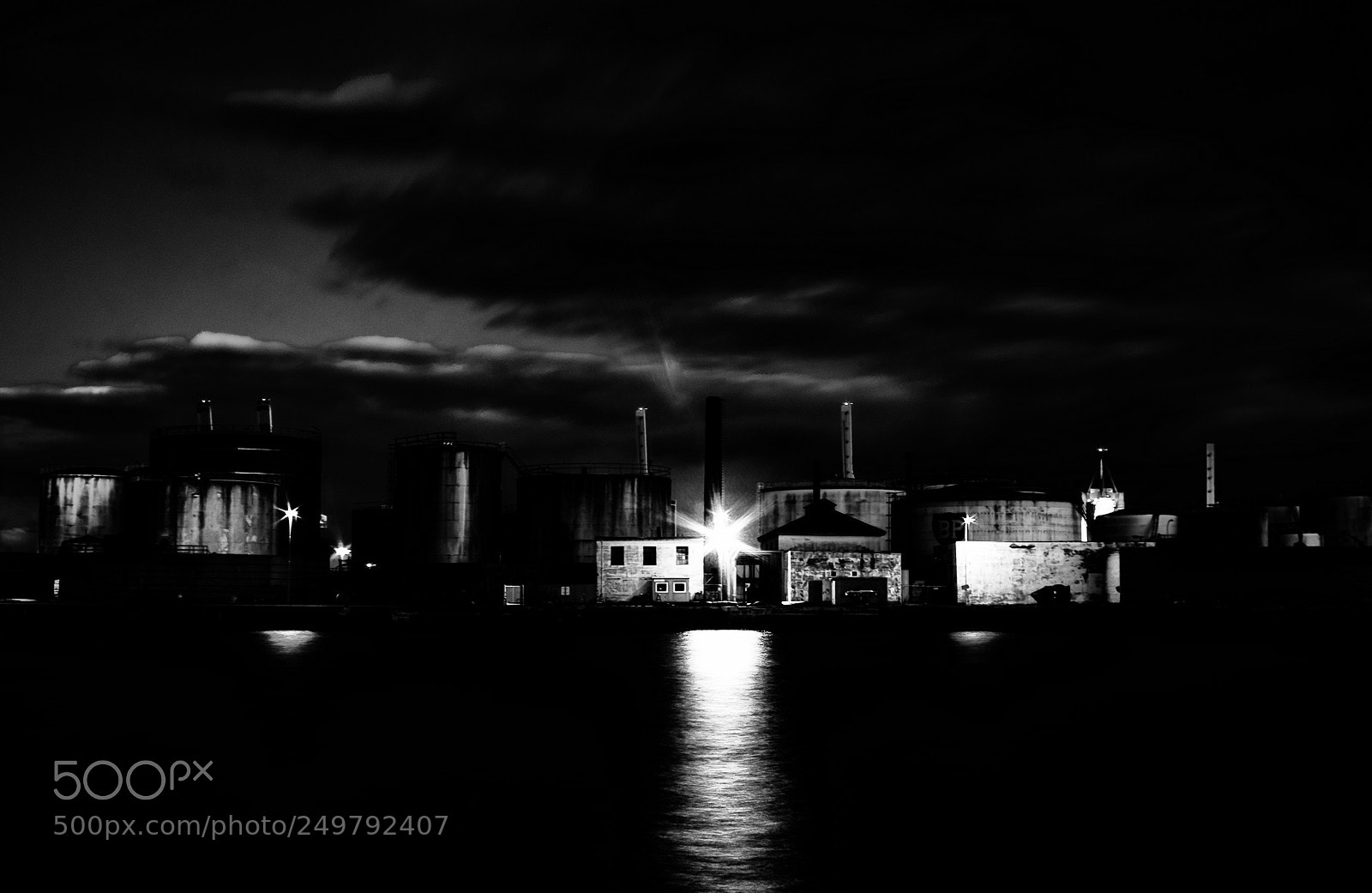 Fujifilm X-T1 sample photo. Portland in the night photography