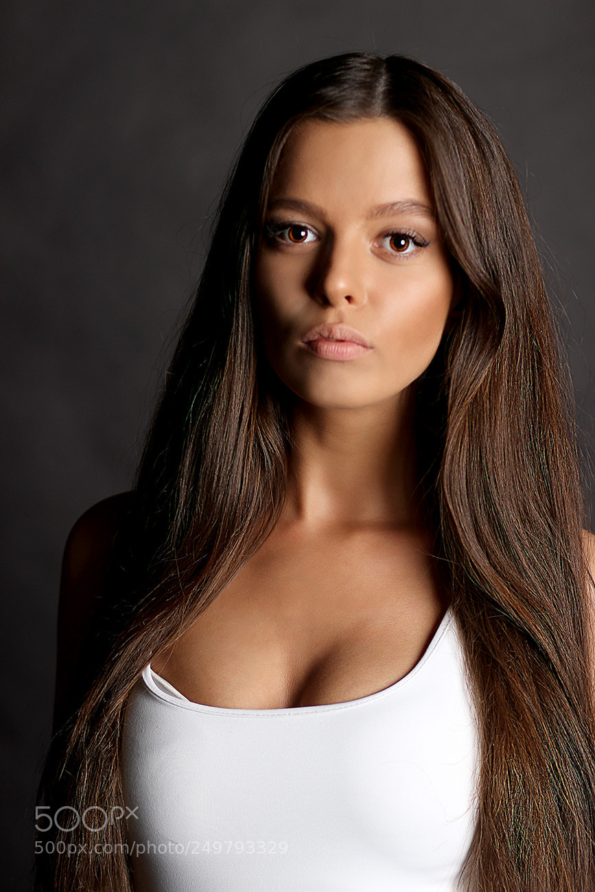 Canon EOS 600D (Rebel EOS T3i / EOS Kiss X5) sample photo. Girl with beautiful eyes photography