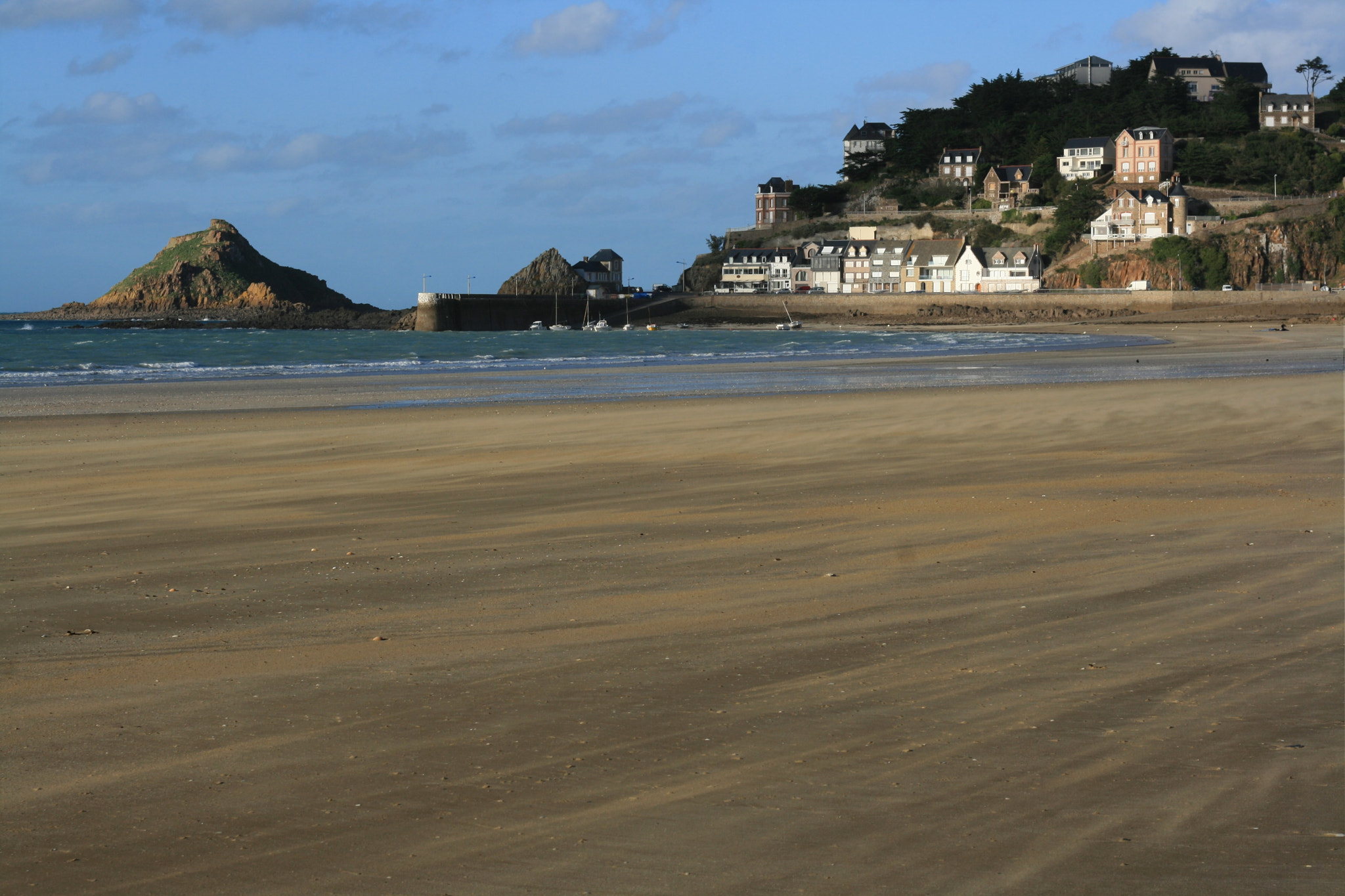 Canon EF 50mm F1.8 II sample photo. Seaside photography