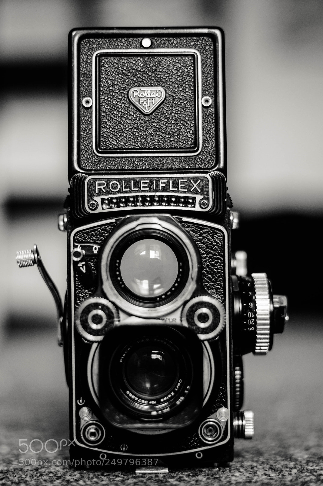 Sony a7 sample photo. Rolleiflex photography
