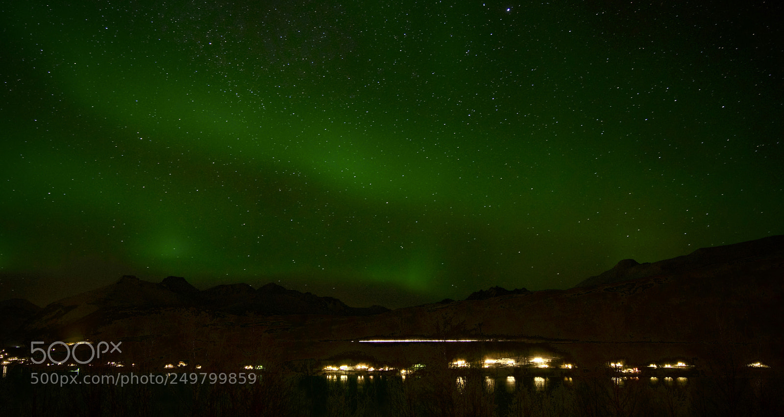 Sony a6300 sample photo. Aurora borealis photography