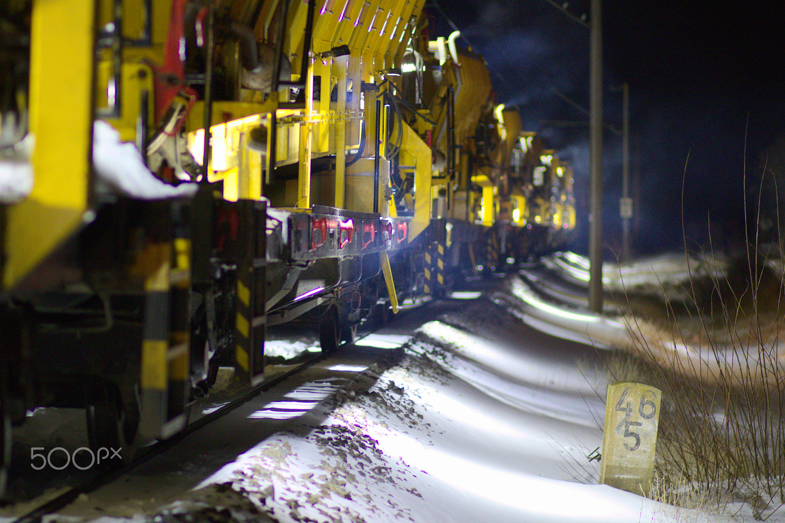 Canon EOS 80D + Canon EF 85mm F1.8 USM sample photo. Nightshift on the train photography