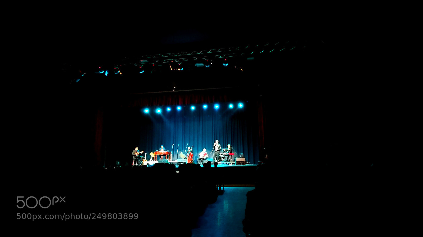 Sony Xperia XZ sample photo. Budapest bár concert photography