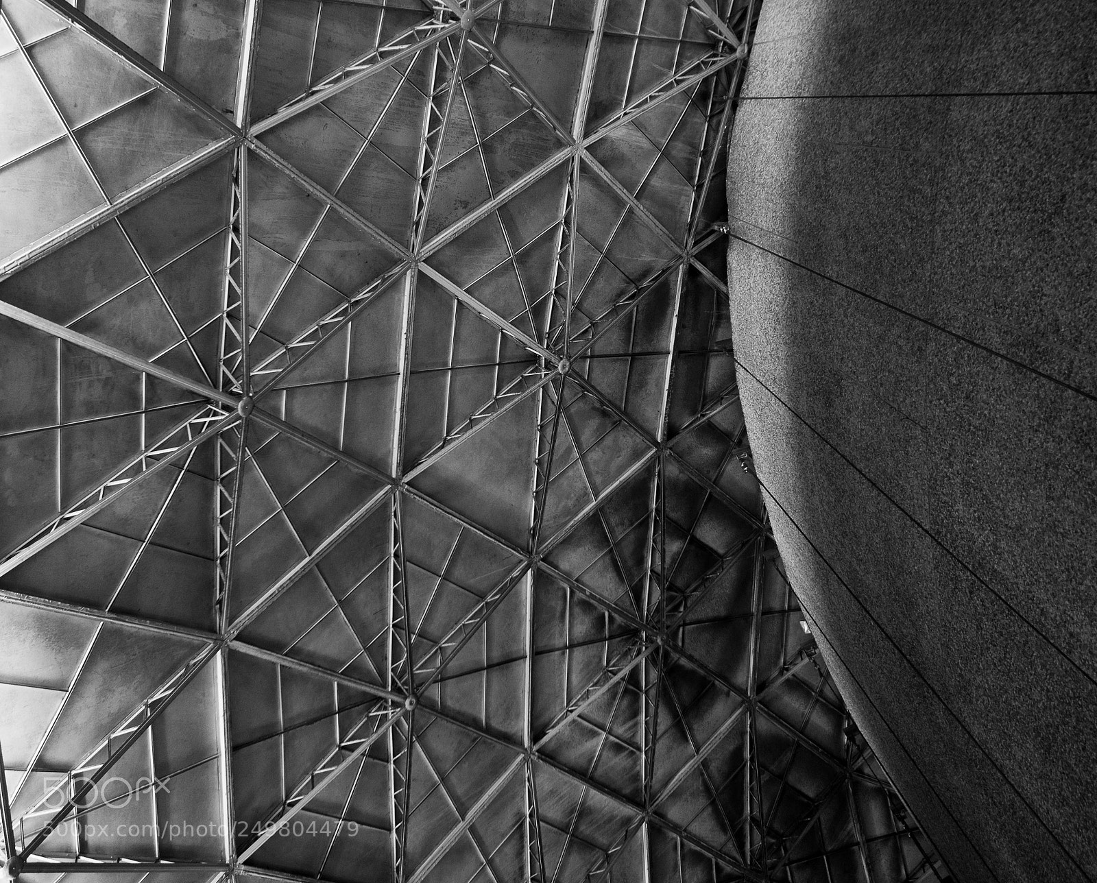 Olympus OM-D E-M10 II sample photo. Space photography