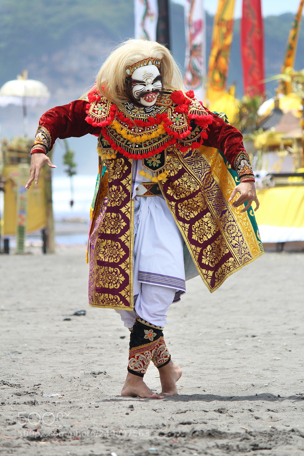 Canon EOS 1200D (EOS Rebel T5 / EOS Kiss X70 / EOS Hi) sample photo. Bali dance photography