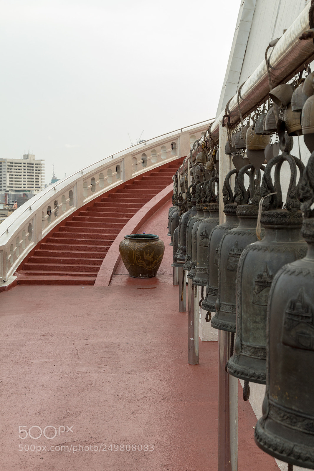 Canon EOS 1300D (EOS Rebel T6 / EOS Kiss X80) sample photo. Stairs up to the photography