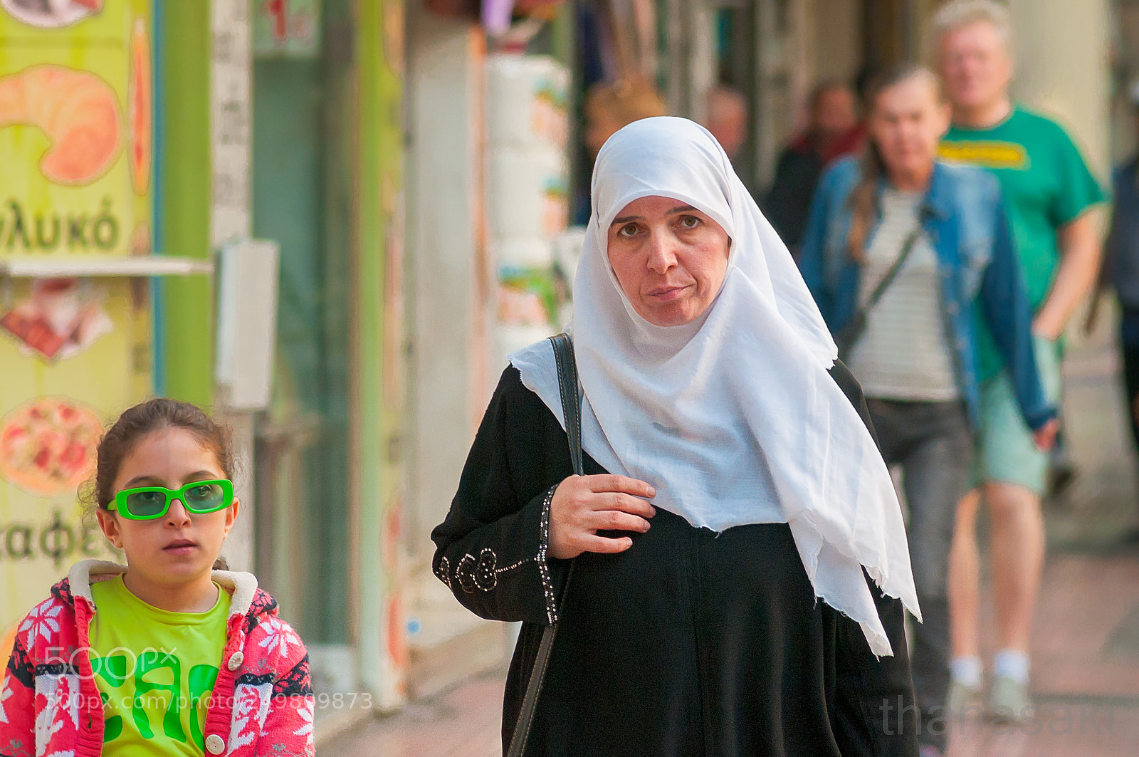 Nikon D300 sample photo. White scarf and green photography