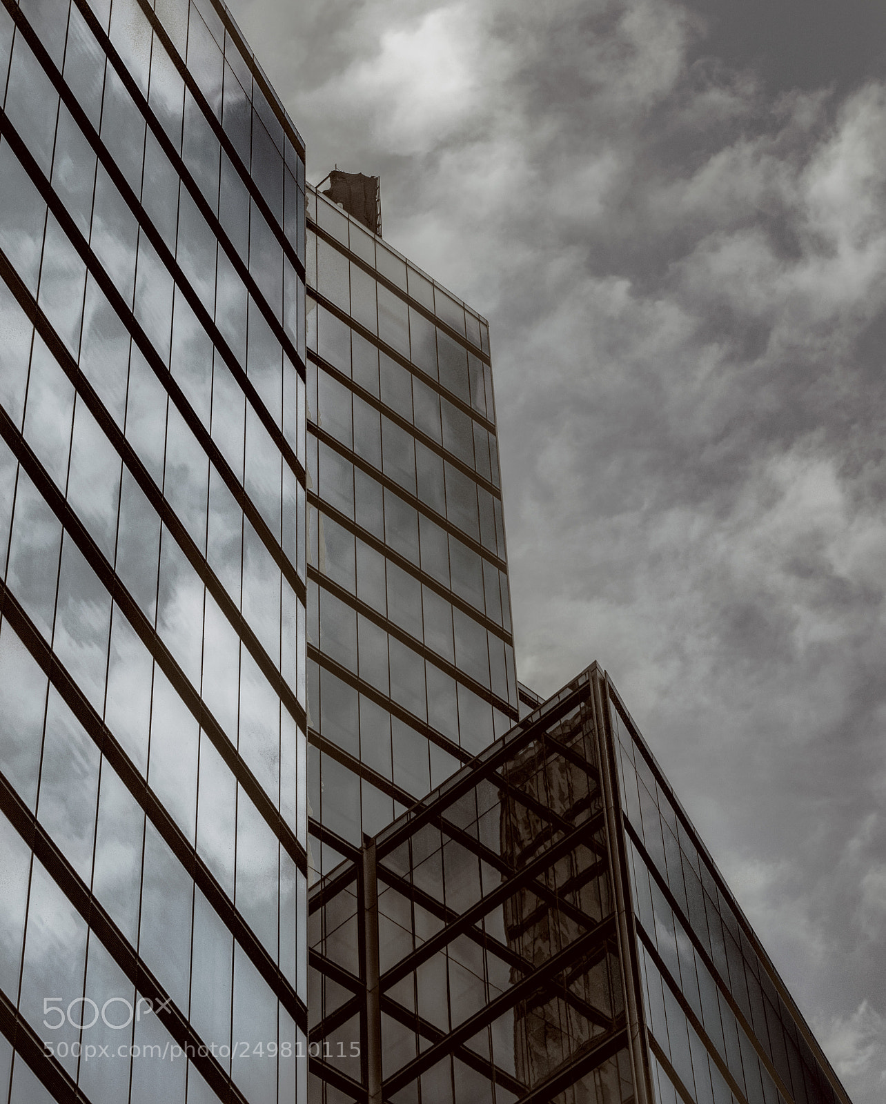 Pentax K-3 II sample photo. Angles photography