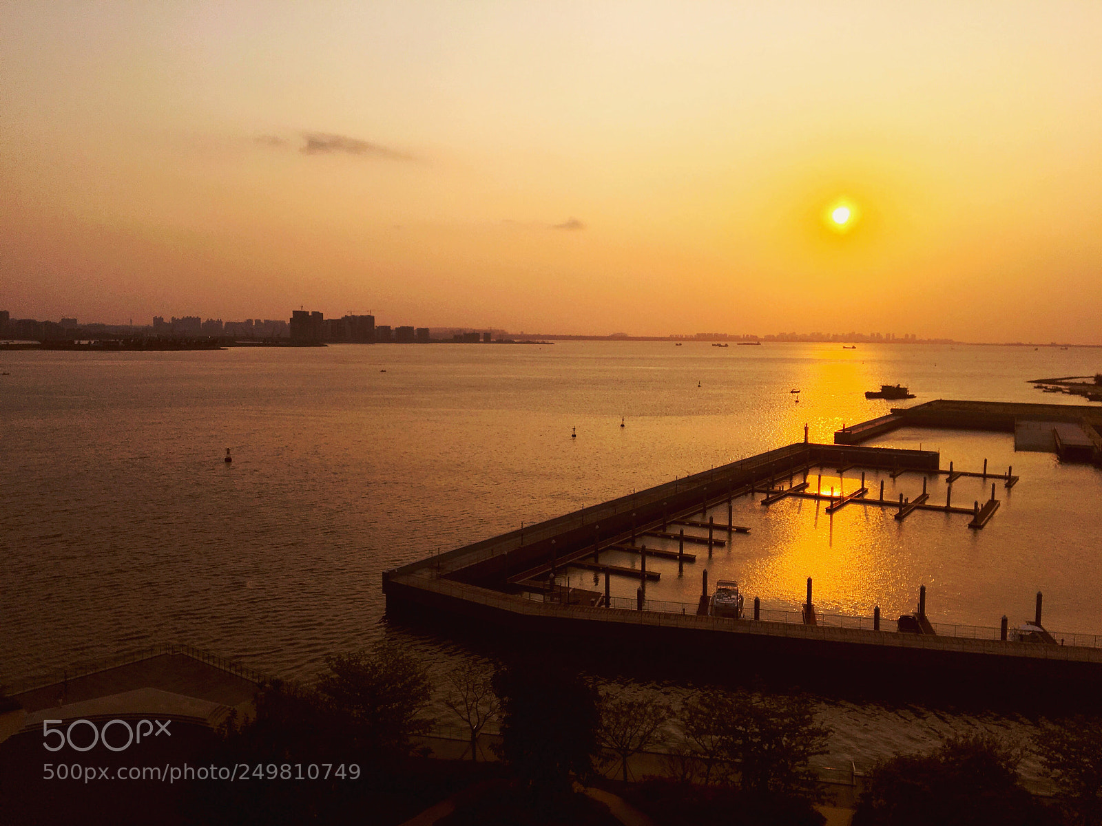 Apple iPhone 6s sample photo. The sunset in haikou photography