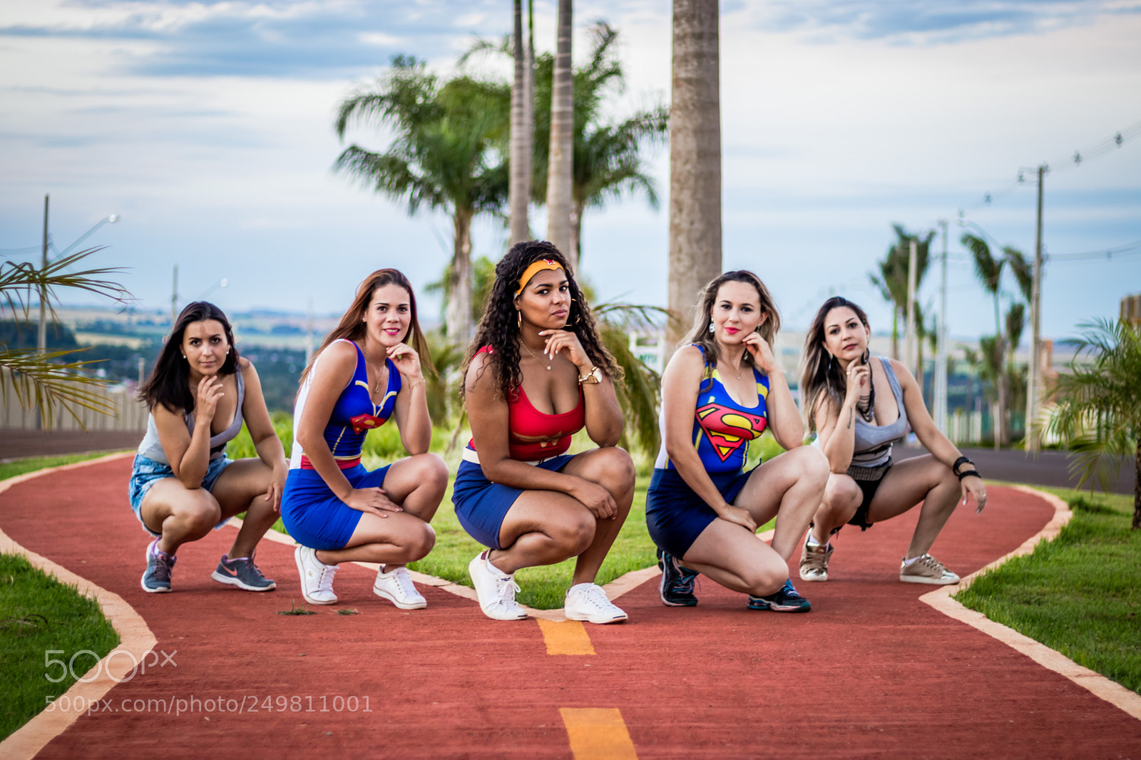 Canon EOS 800D (EOS Rebel T7i / EOS Kiss X9i) sample photo. Melhores amigas pose da photography