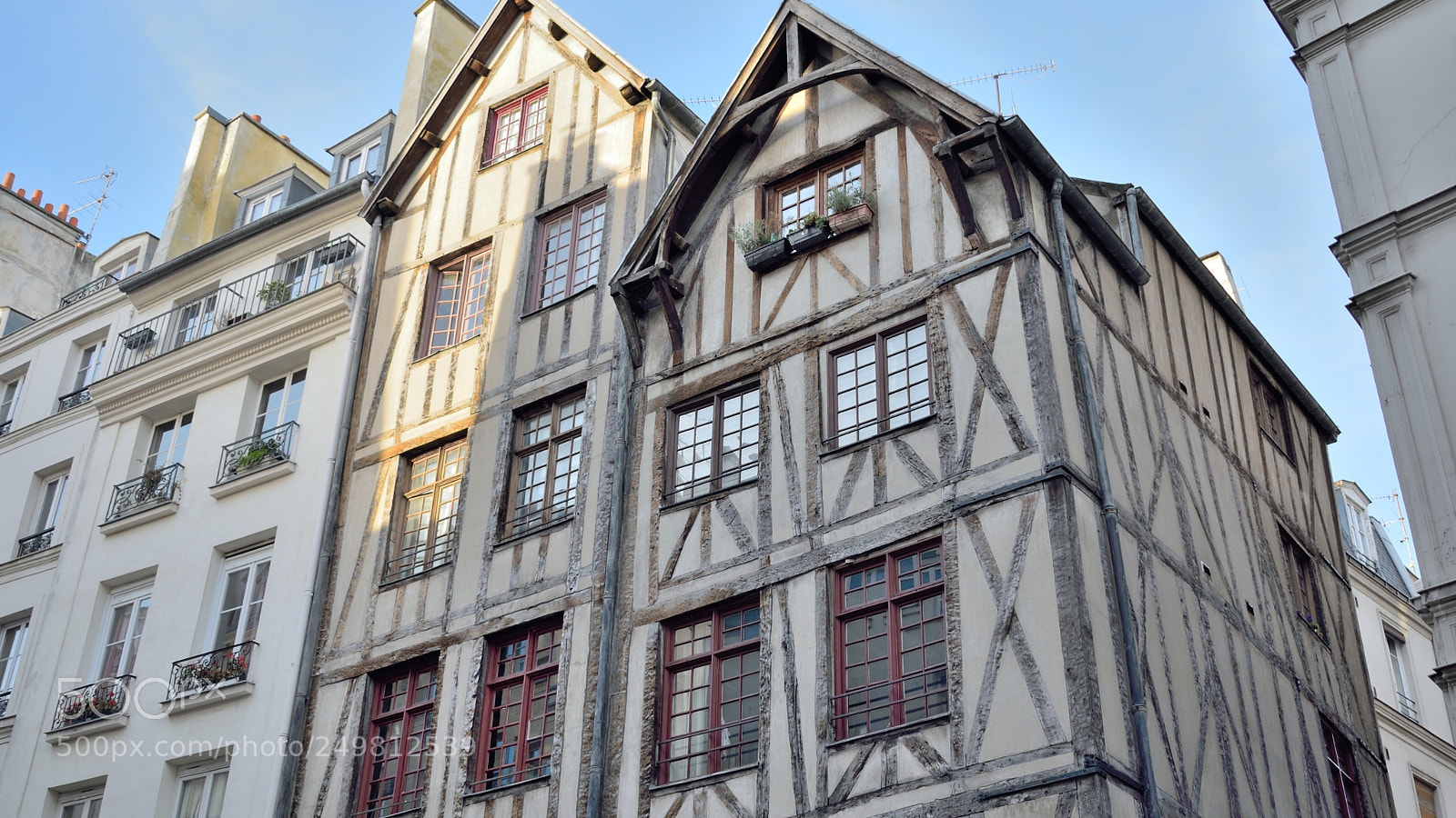 Nikon D3300 sample photo. Maisons moyen age photography