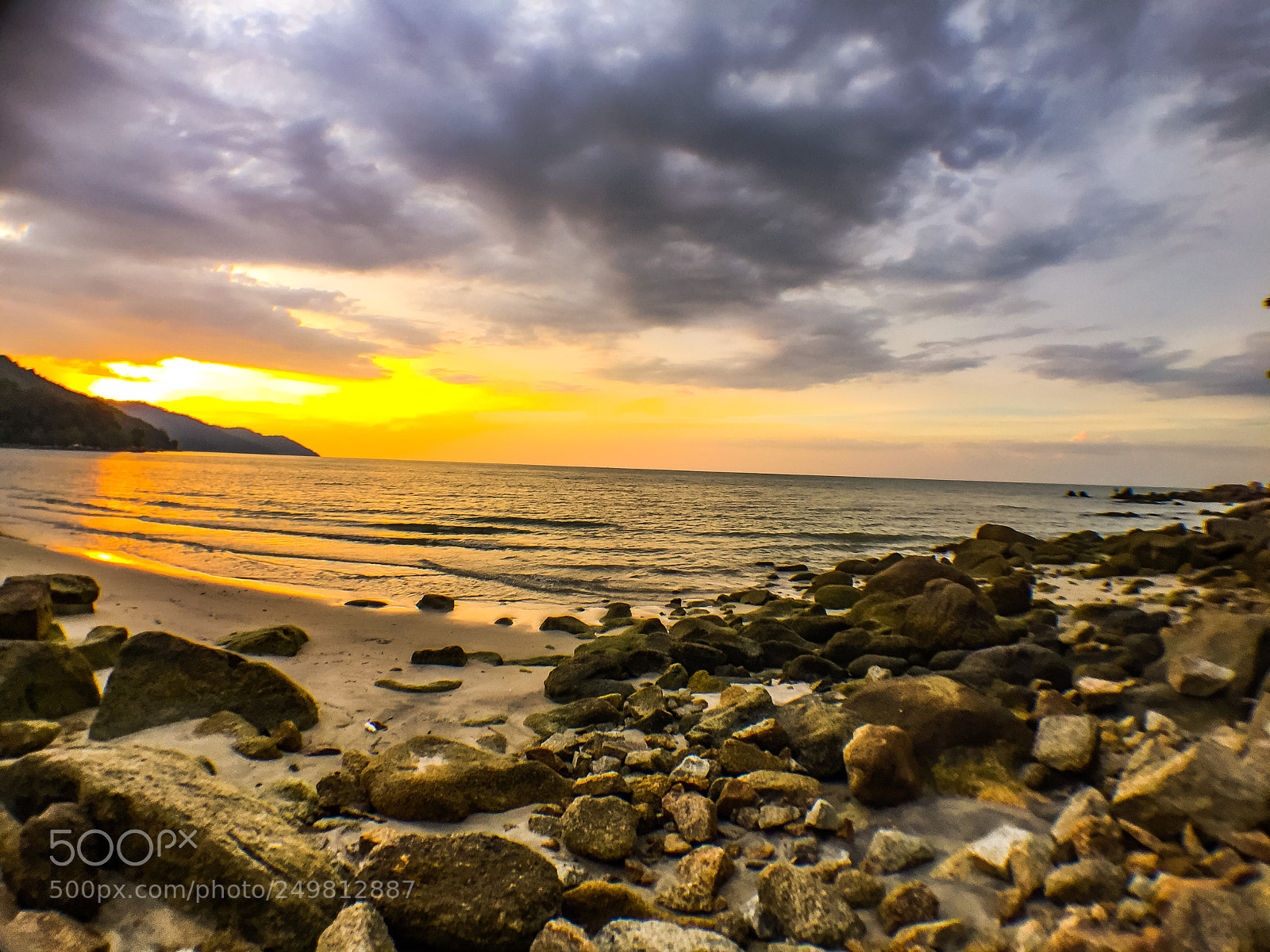 Apple iPhone 6 Plus sample photo. Wide view sunset photography