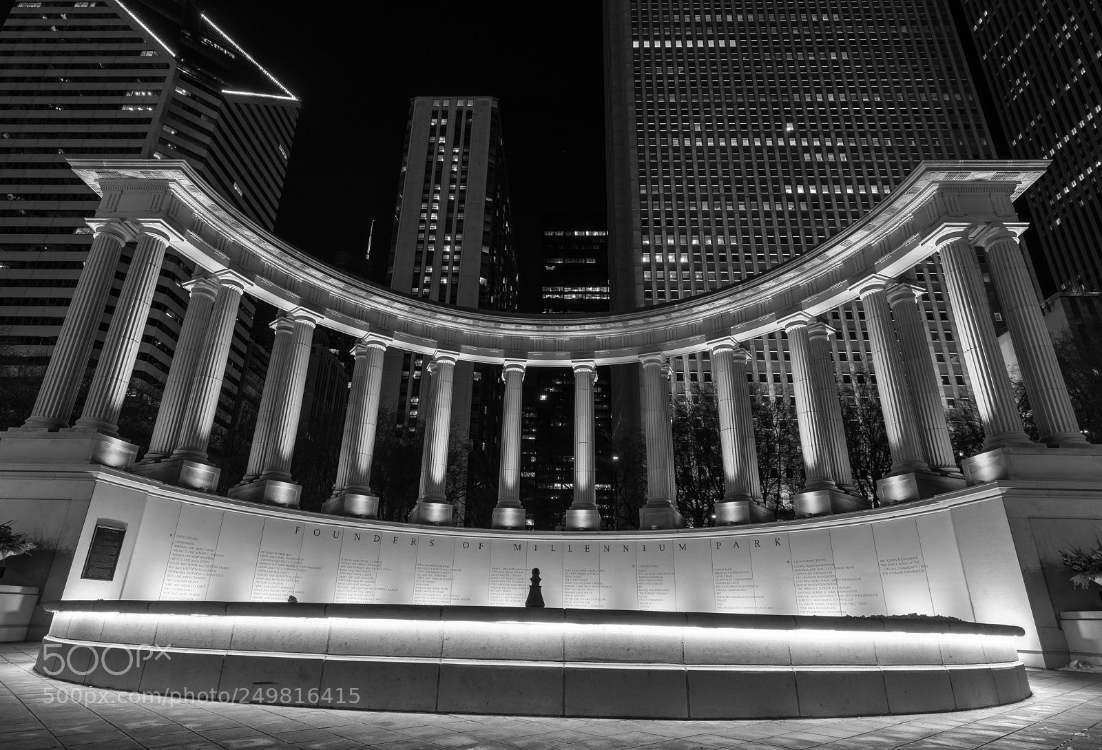 Canon EOS 80D sample photo. Chicago monument photography