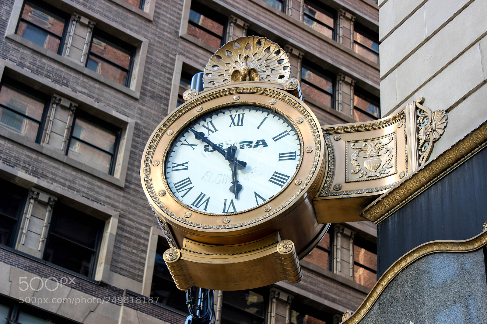 Canon EOS 600D (Rebel EOS T3i / EOS Kiss X5) sample photo. Clock photography