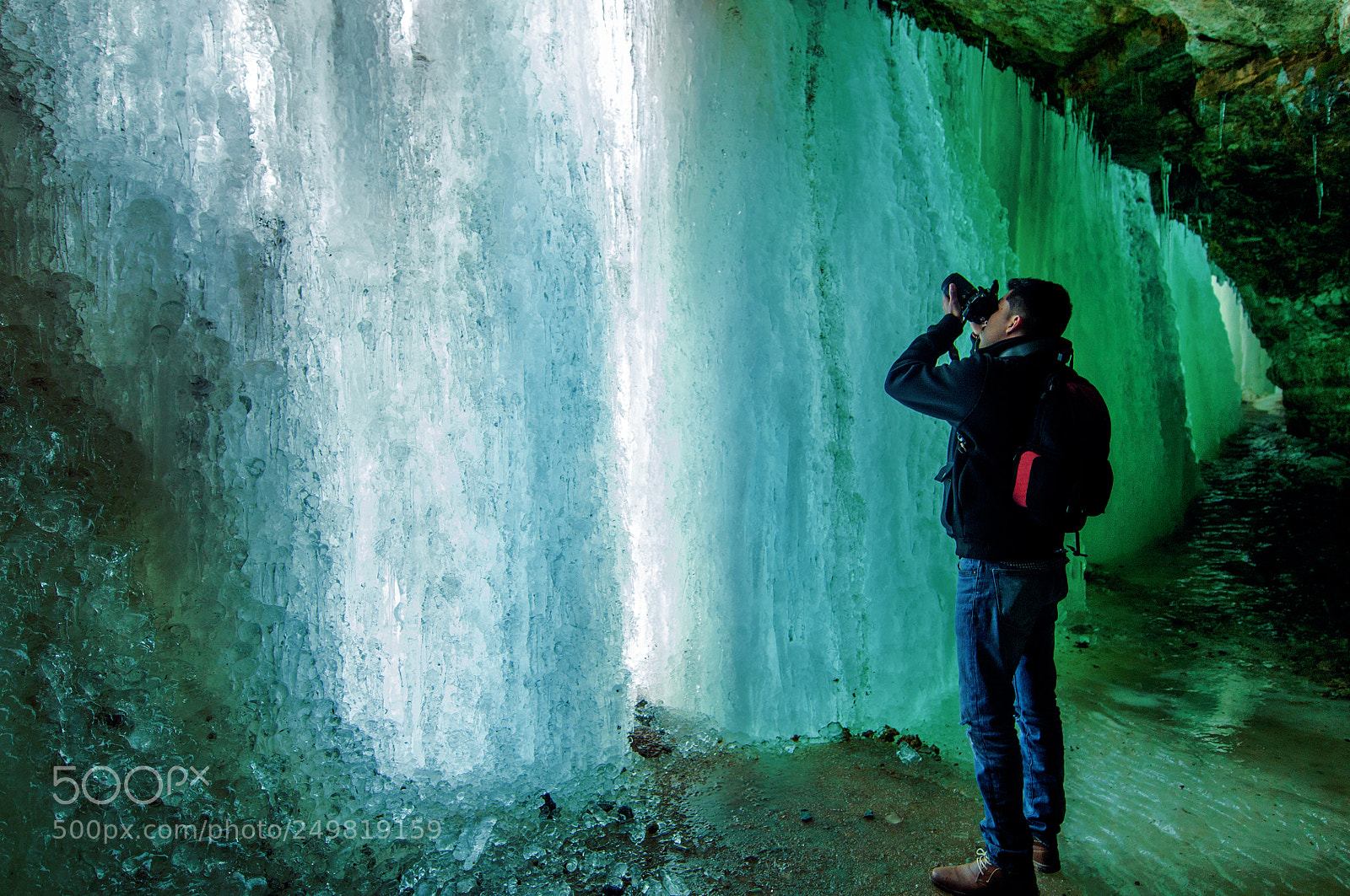 Nikon D300S sample photo. A man takes a photography