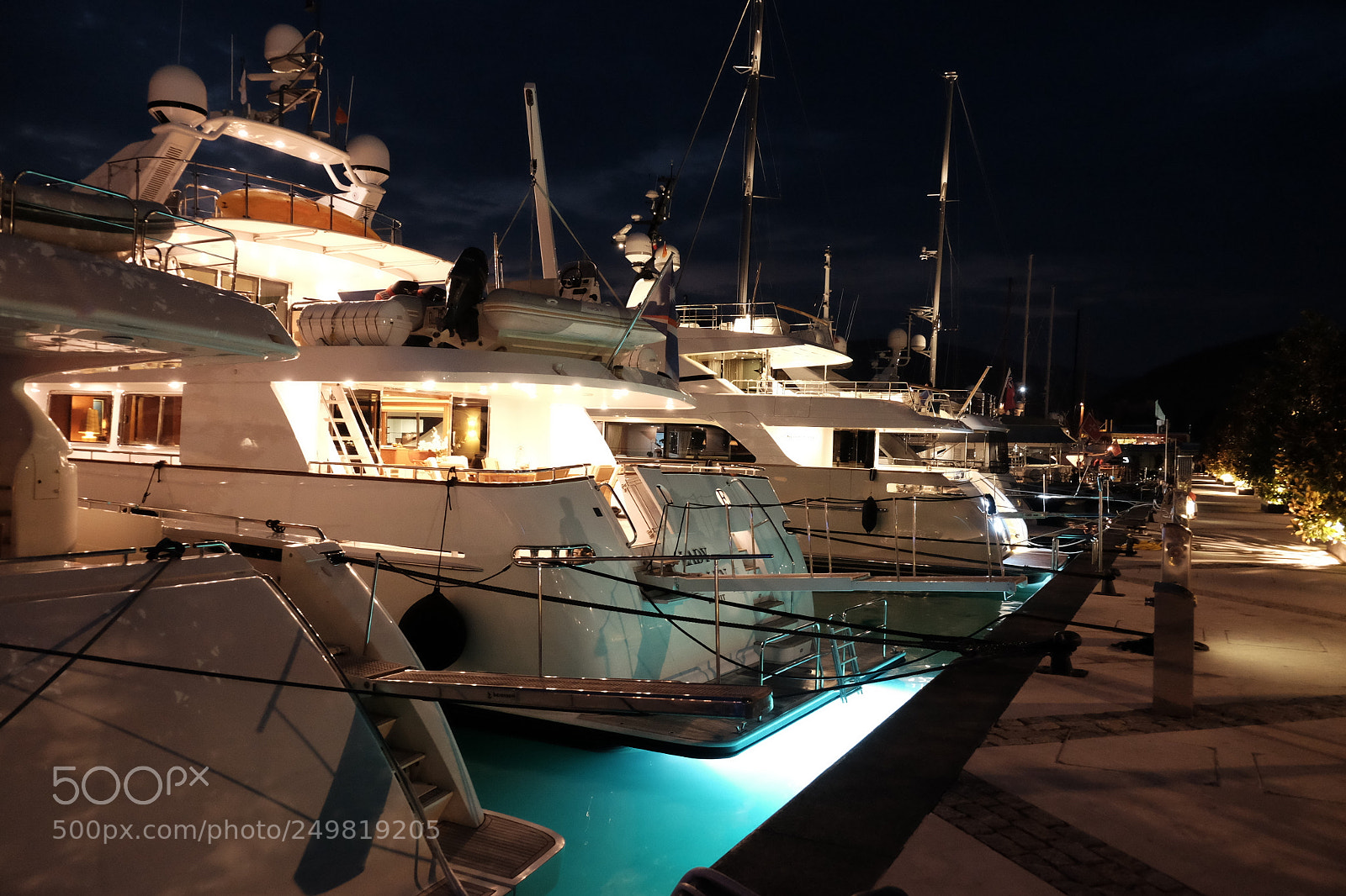 Fujifilm X-T1 sample photo. Porto montenegro photography