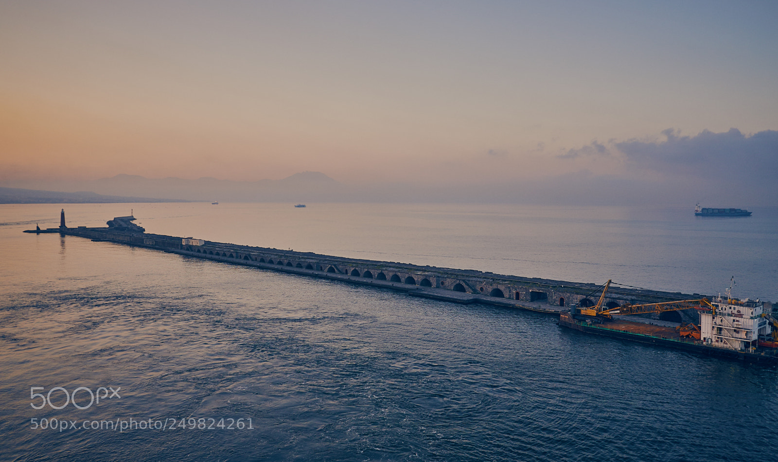 Sony Alpha NEX-5T sample photo. Golden waters photography