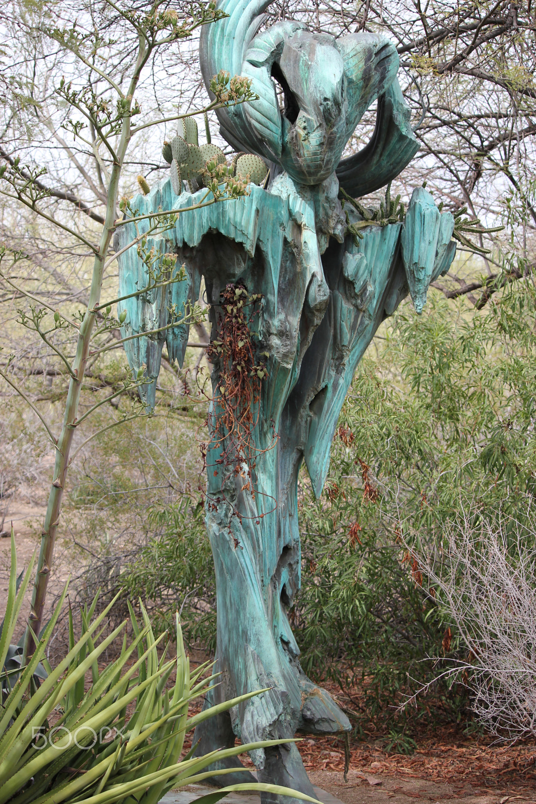 Canon EF-S 55-250mm F4-5.6 IS STM sample photo. Sculpture at dbg photography