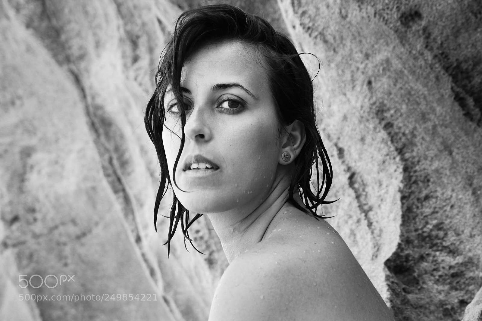 Canon EOS 60D sample photo. Daniela bw after the photography