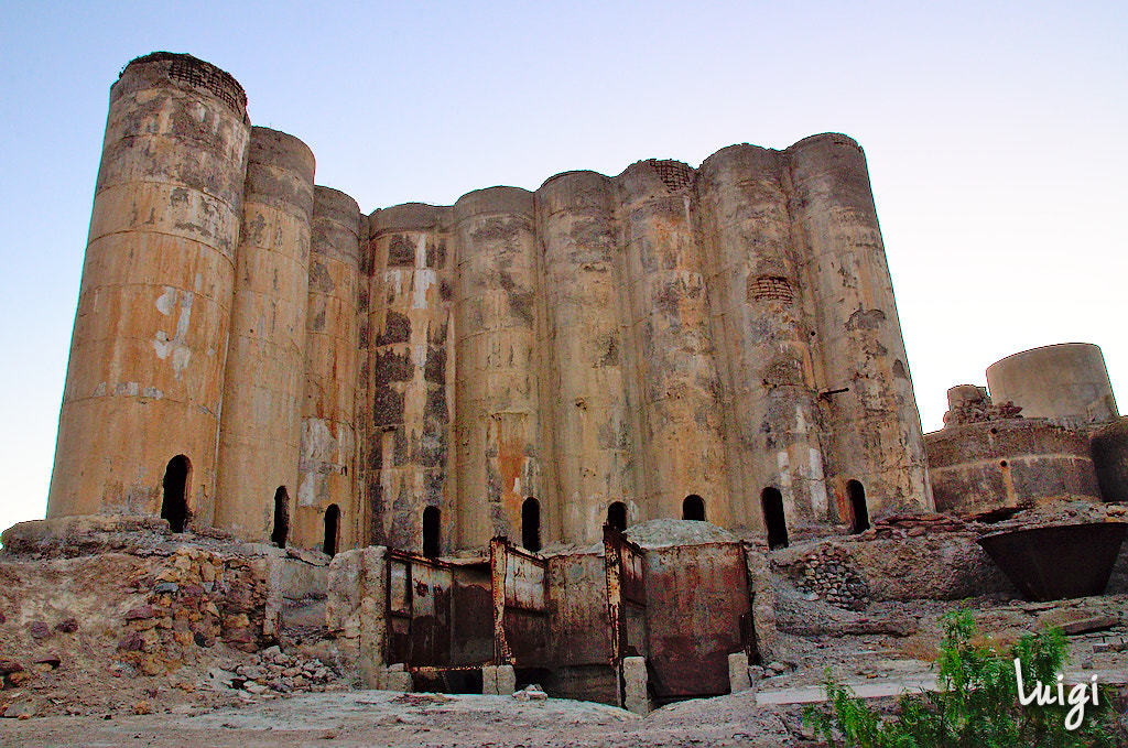 Sigma 17-70mm F2.8-4 DC Macro OS HSM | C sample photo. Silos photography